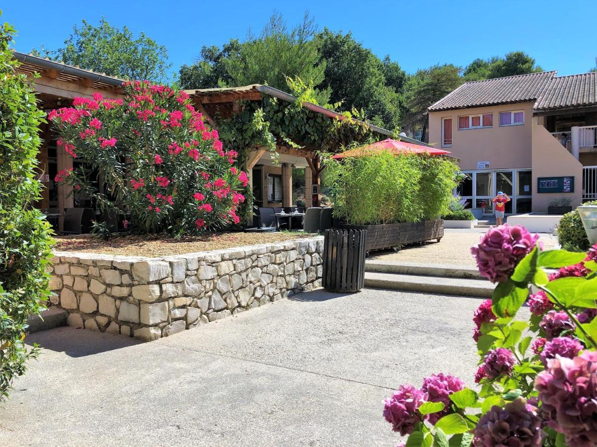 Village Vacances Le Hameau Des Oliviers Vaison-la-Romaine Exterior photo