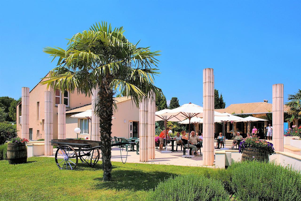 Village Vacances Le Hameau Des Oliviers Vaison-la-Romaine Exterior photo