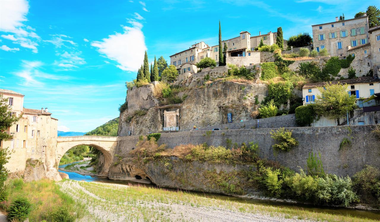 Village Vacances Le Hameau Des Oliviers Vaison-la-Romaine Exterior photo